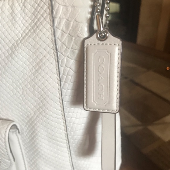 Handbag - Picture 2 of 2